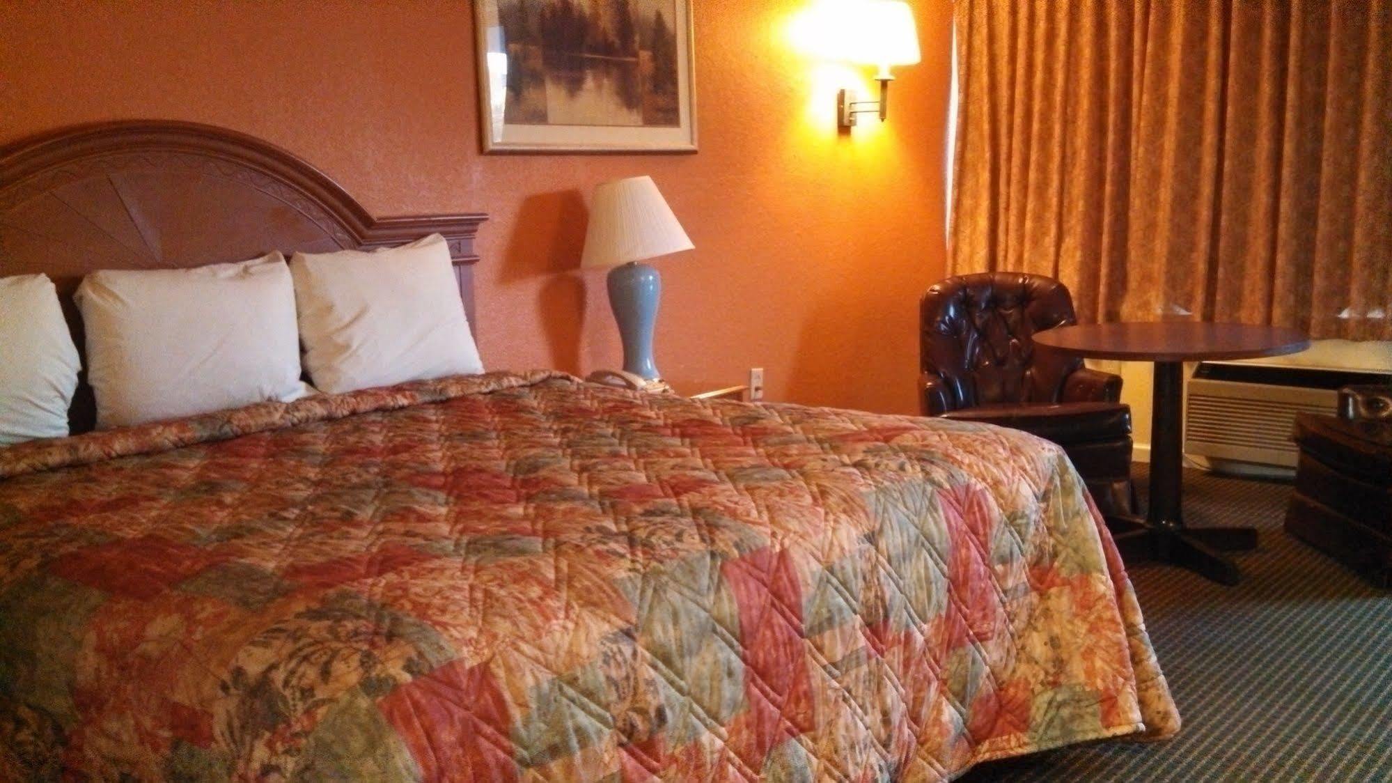 Mount Vernon Inn Sumter Exterior foto
